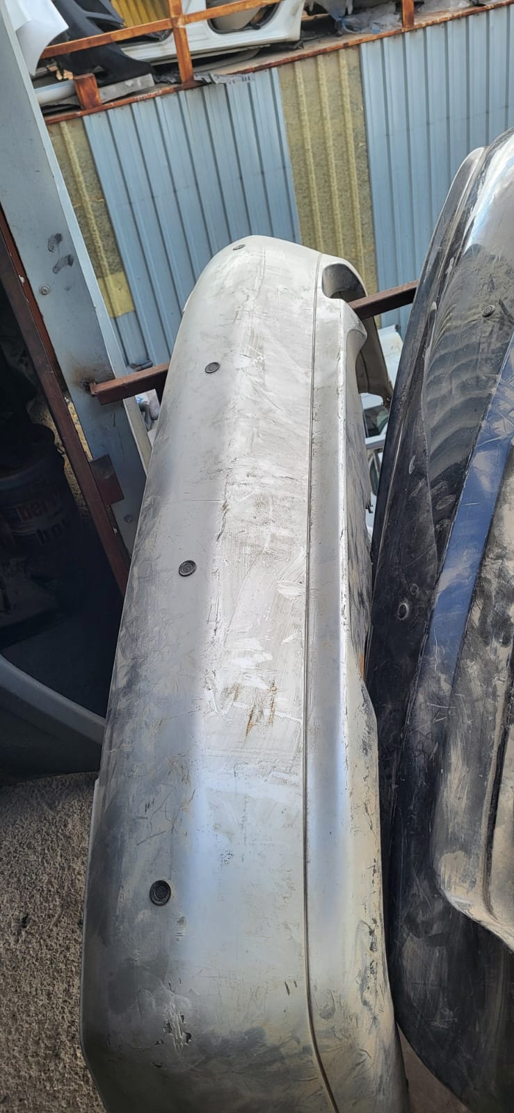 CARİSMA SEDAN ARKA TAMPON